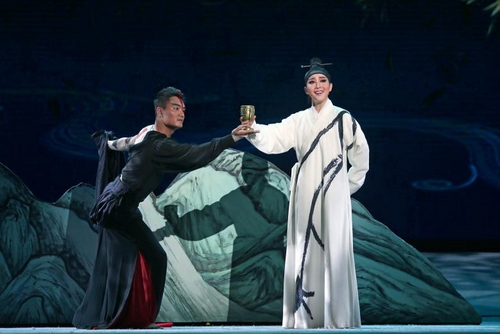 蔡浙飞演绎吟唱王羲之《兰亭集序》